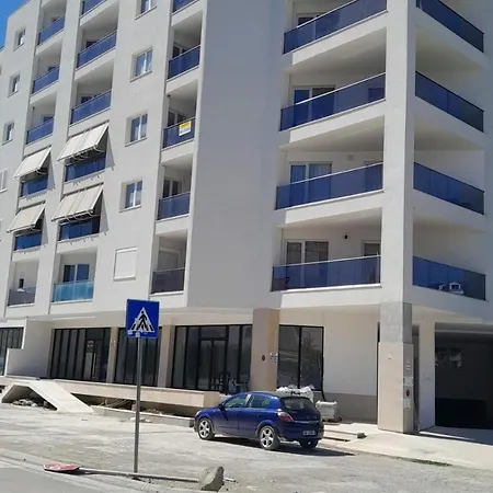 Apartment Mucaj *